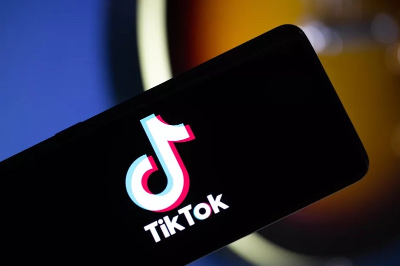 Khám Phá TikTok: Từ Ứng Dụng Đến Xu Hướng Xã Hội Download Tik Tok rất đơn giản