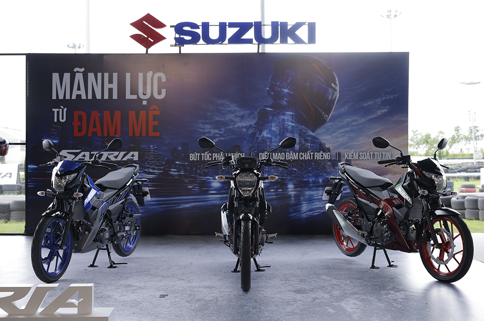 Suzuki Ra Mắt New Satria: Xe Côn Tay Đột Phá Tại Việt Nam
