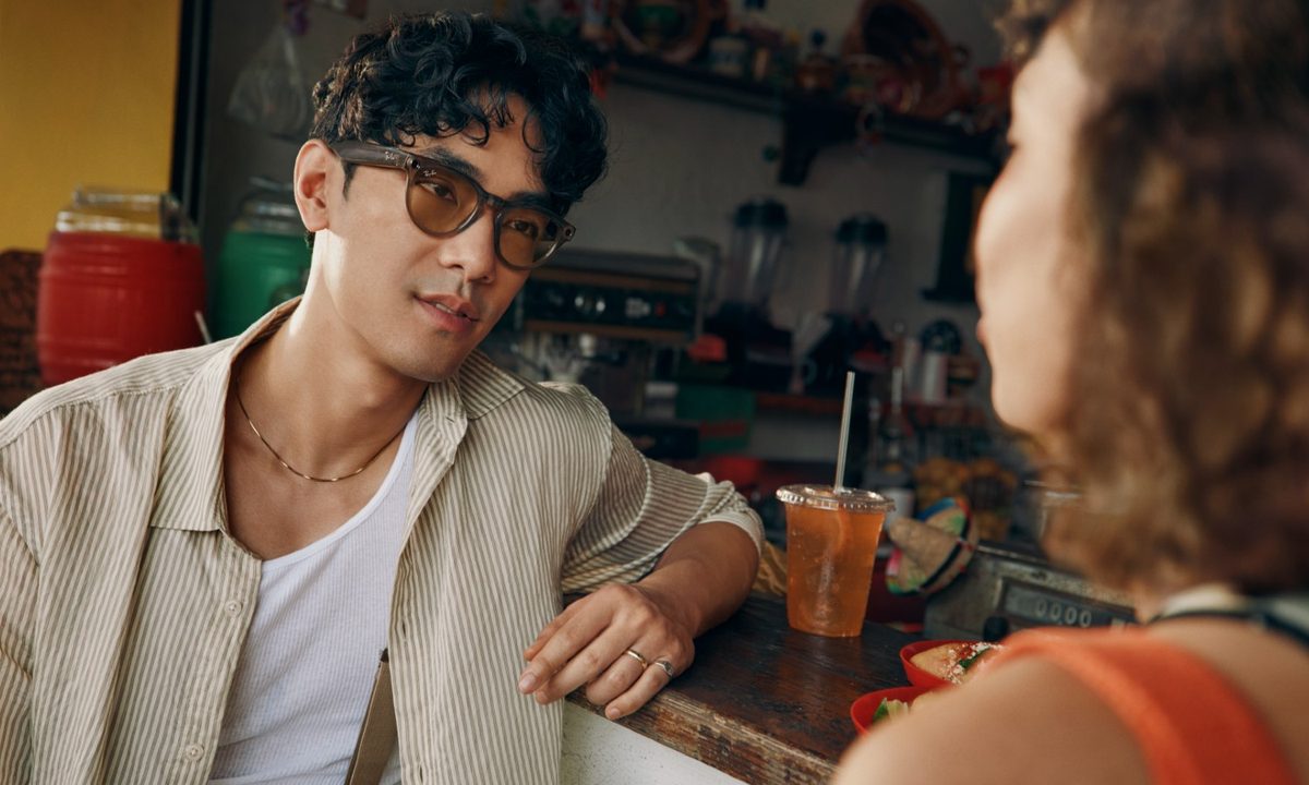 ray-ban-meta-glasses-live-translation.jpg